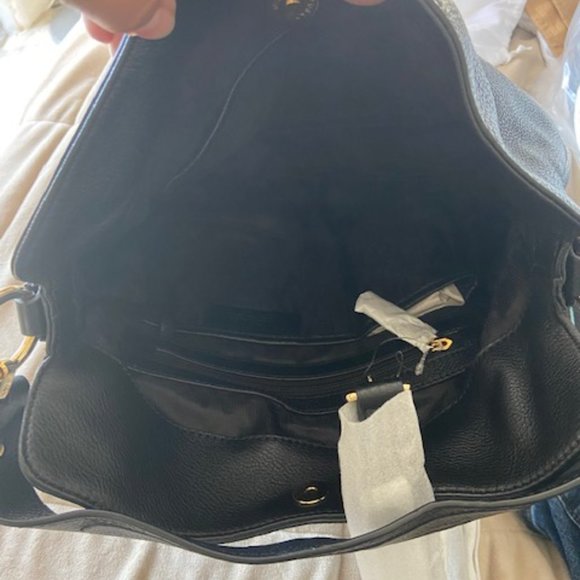 Michael Kors Leather handbag - Picture 5 of 16